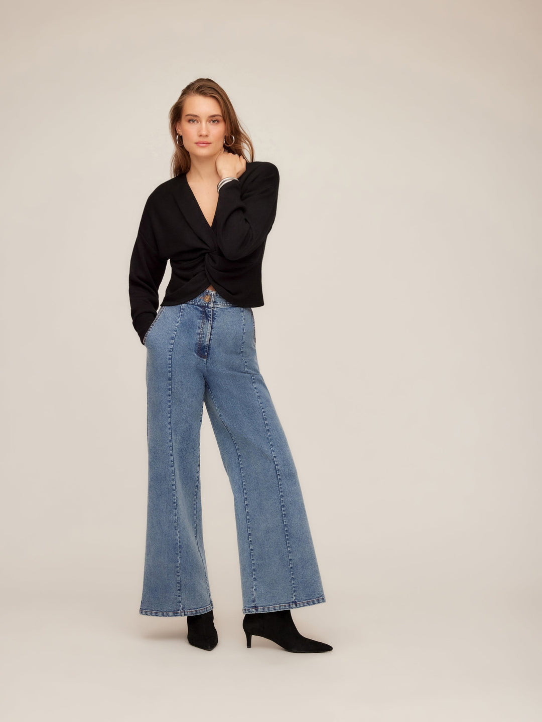 Krista Twist Front Top