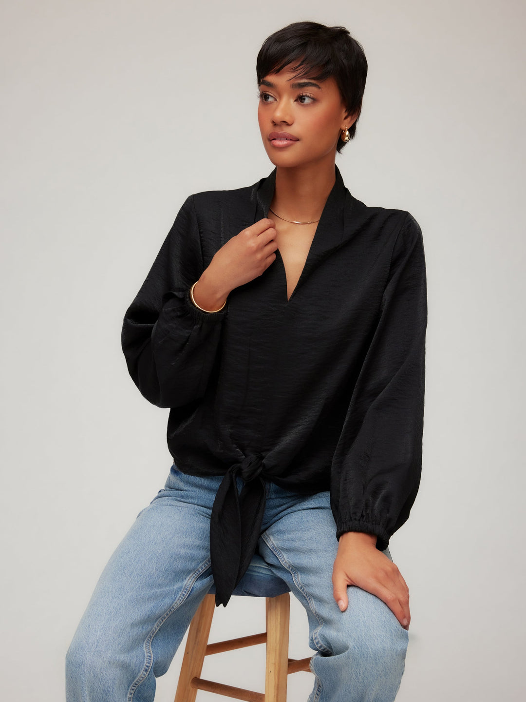 Scarlet Tie Front Top