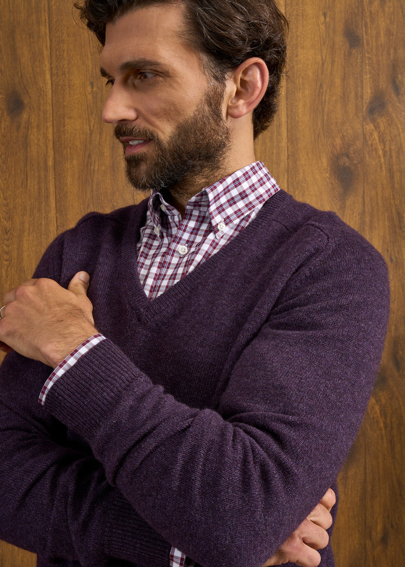 Hampshire Lambswool Classic Fit V-Neck Sweater