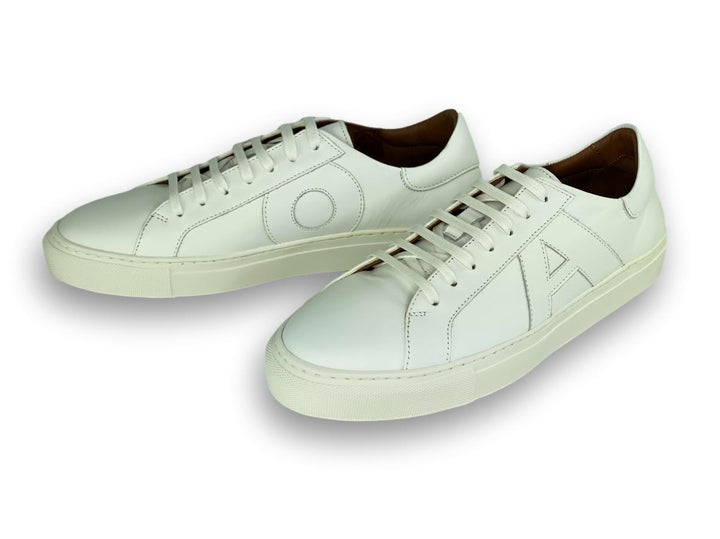 AO Sneaker in White